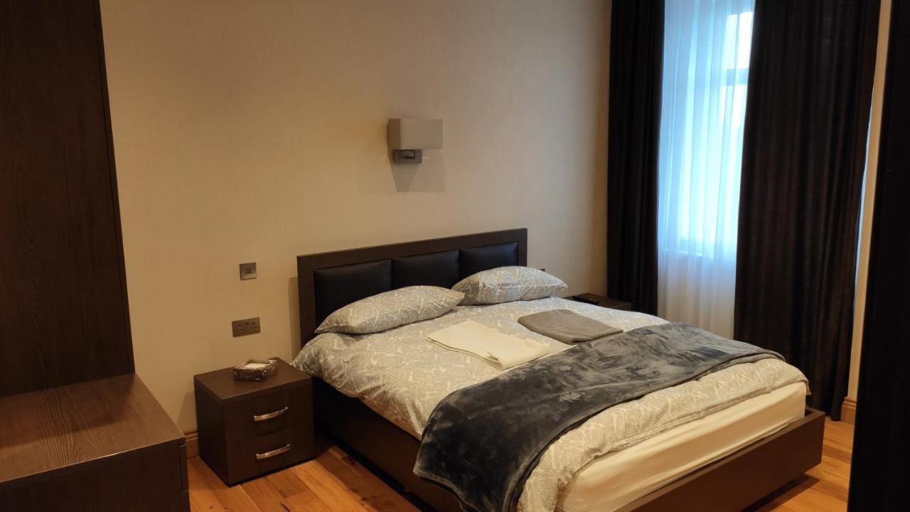 Bed and Breakfast Oyo The Kilburn Arms Лондон Экстерьер фото